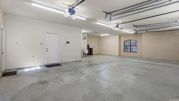 $3,495 | 10808 Dedeke Drive, New Braunfels, TX 78132