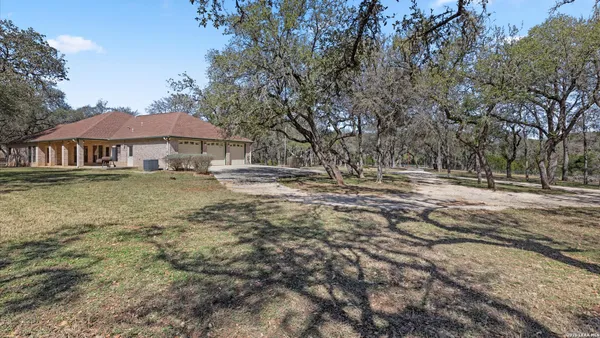 $3,495 | 10808 Dedeke Drive, New Braunfels, TX 78132