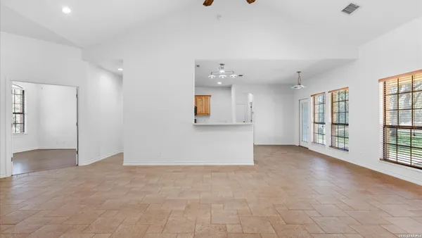 $3,495 | 10808 Dedeke Drive, New Braunfels, TX 78132