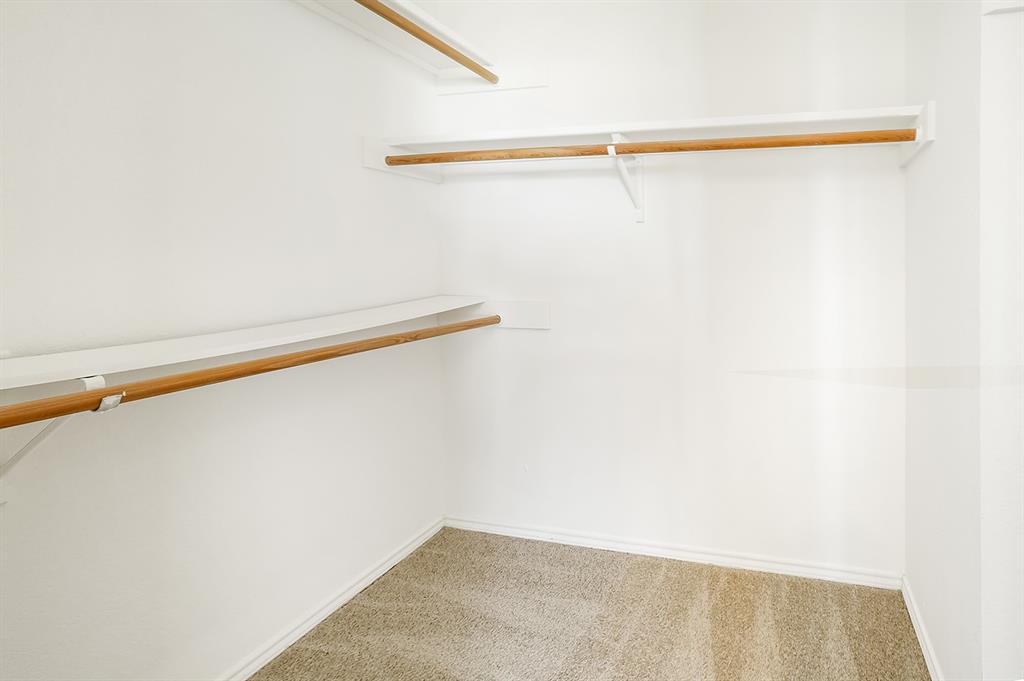 2075 Huling Road Sanger, TX 76266 - Photo 18 of 39