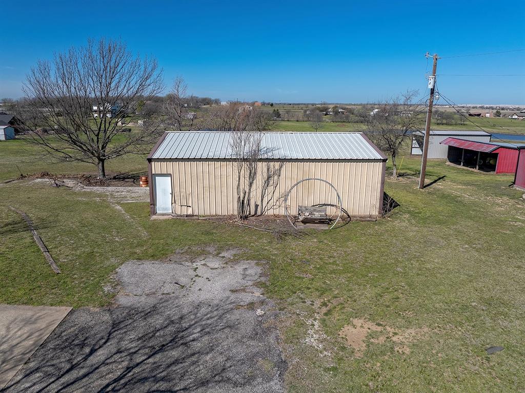 2075 Huling Road Sanger, TX 76266 - Photo 35 of 39