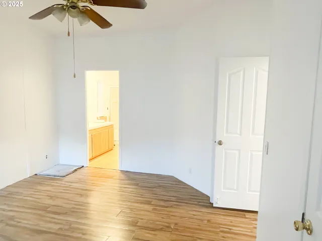 $109,900 | 550 South State Street, Sutherlin, OR 97479