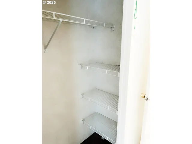 $109,900 | 550 South State Street, Sutherlin, OR 97479