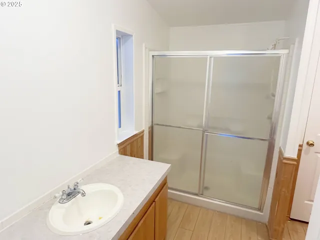 $109,900 | 550 South State Street, Sutherlin, OR 97479