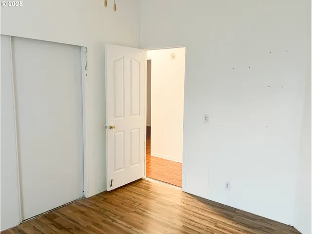 $109,900 | 550 South State Street, Sutherlin, OR 97479