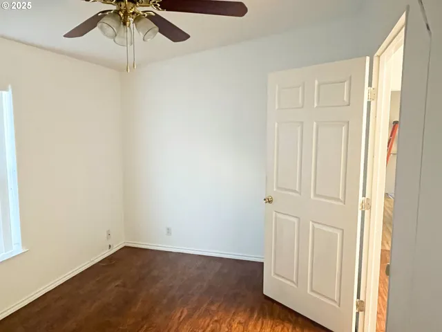 $109,900 | 550 South State Street, Sutherlin, OR 97479