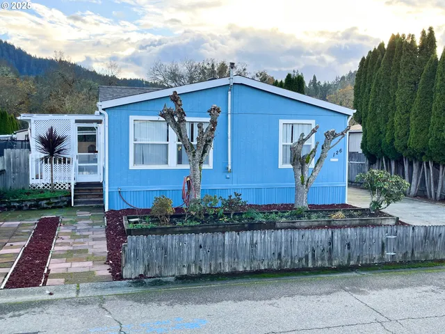 $109,900 | 550 South State Street, Sutherlin, OR 97479