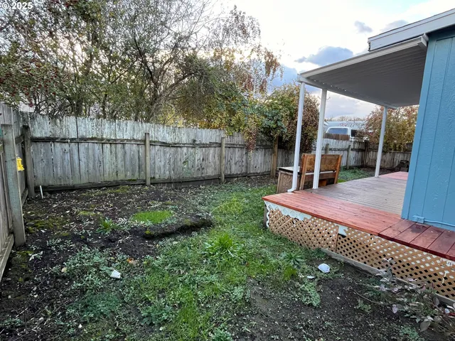 $109,900 | 550 South State Street, Sutherlin, OR 97479