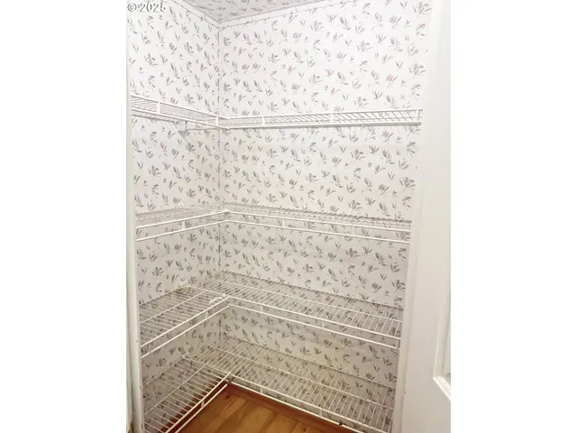 $109,900 | 550 South State Street, Sutherlin, OR 97479