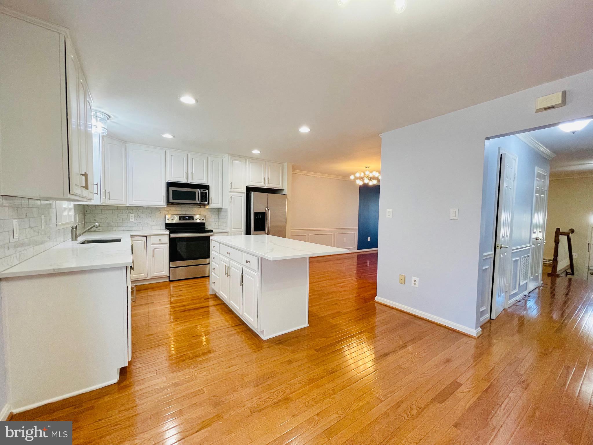 2003 Gallows Tree Court Vienna, VA 22182 - Photo 5 of 21