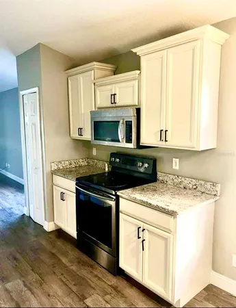 $2,100 | 984 Tavernier Circle Northeast, Palm Bay, FL 32905