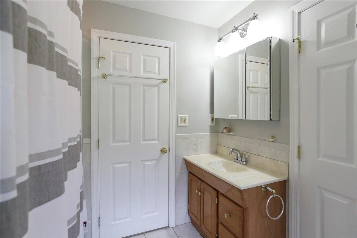 39 Old Orchard Way Manchester, NH 03103 - Photo 28 of 37