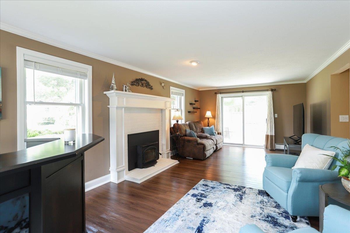 39 Old Orchard Way Manchester, NH 03103 - Photo 4 of 37