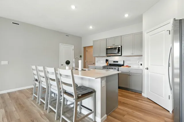 $3,000 | 1070 Pleasant Hill Place, Fort Wayne, IN 46818