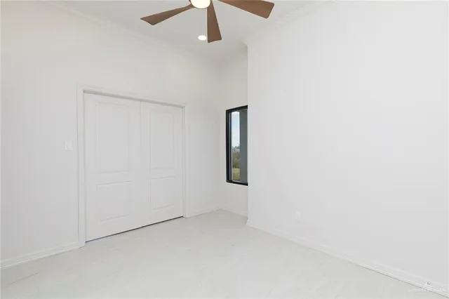 a view of back yard of the house