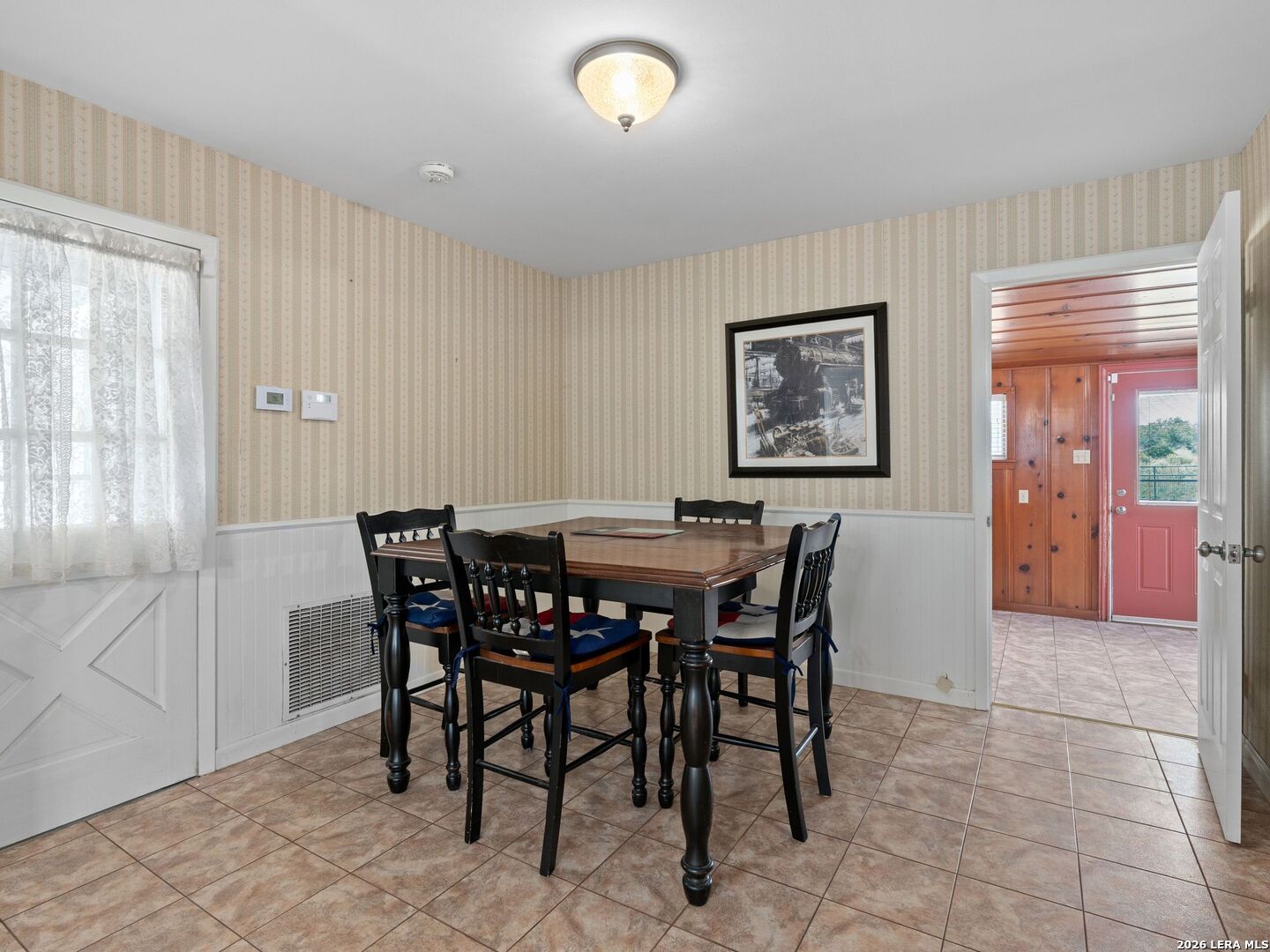 14923 Adams Street Lytle, TX 78052 - Photo 7 of 26