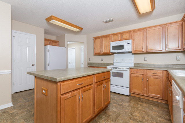 16641 Sweet Gum Boulevard Foley, AL 36535 - Photo 4 of 19