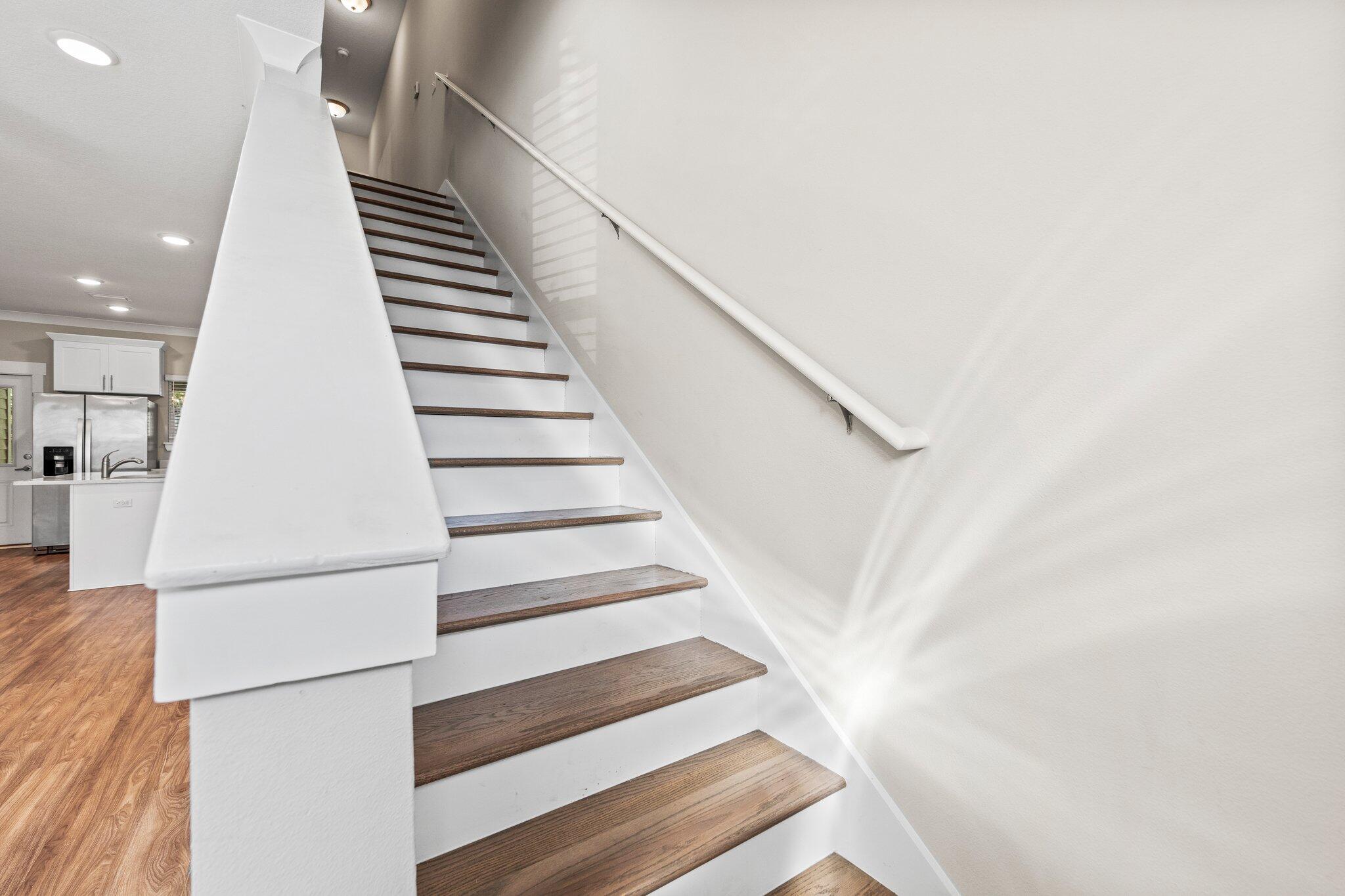 246 North Sand Palm Road Freeport, FL 32439 - Photo 17 of 36 a view of entryway