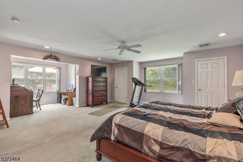 185 Milltown Road Bridgewater, NJ 08807 - Photo 9 of 33