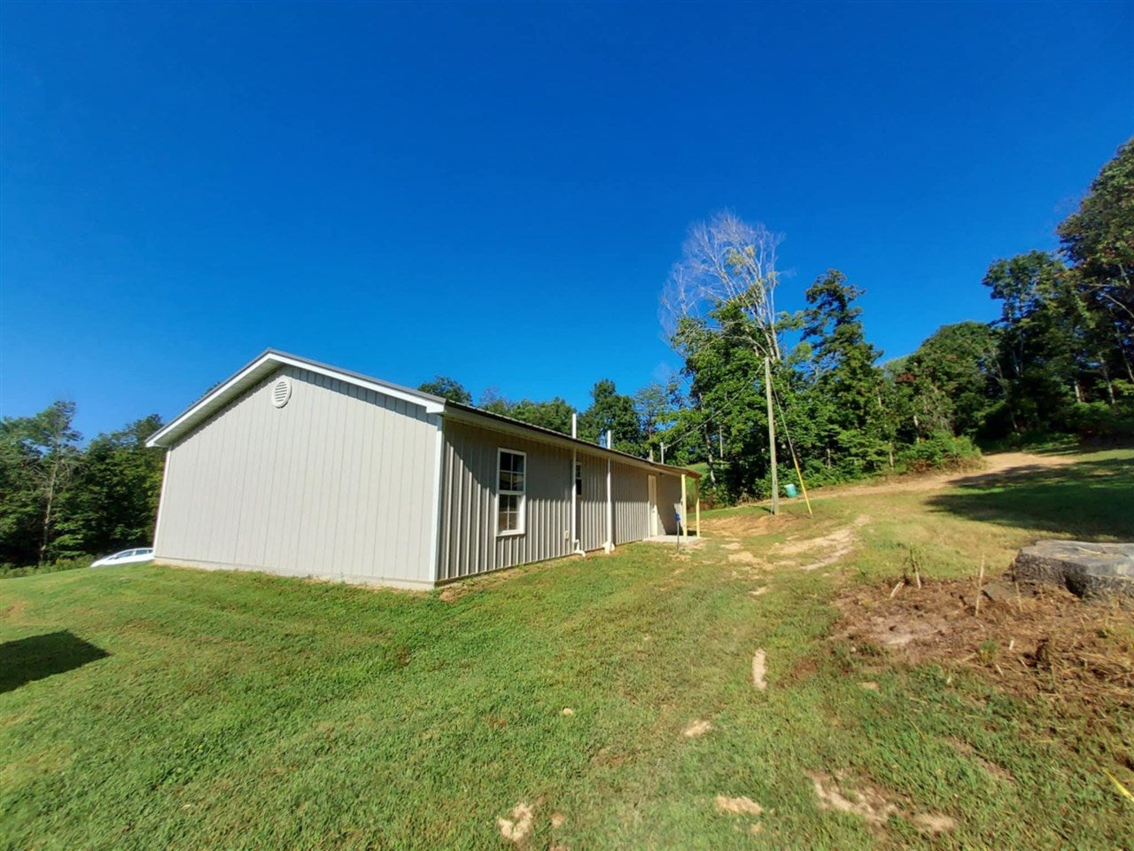 1879 Bridgeport Road Edmonton, KY 42129 - Photo 22 of 36 Gallery Image 22