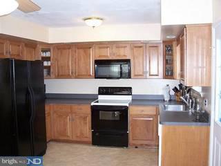 18 Church Road Horsham, PA 19044 - Photo 3 of 6 Gallery Image 3
