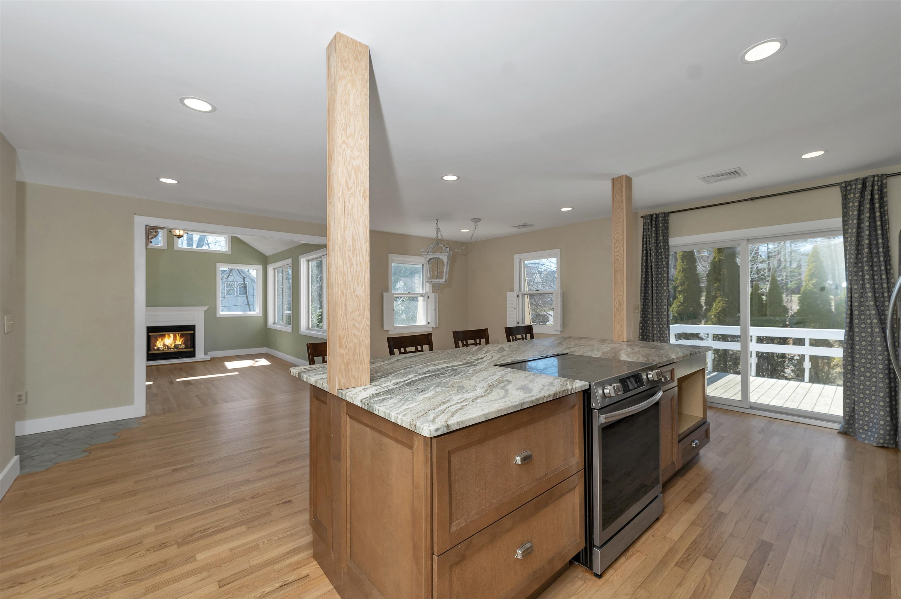 17 Harding Road Portsmouth, NH 03801 - Photo 12 of 53 Gallery Image 12