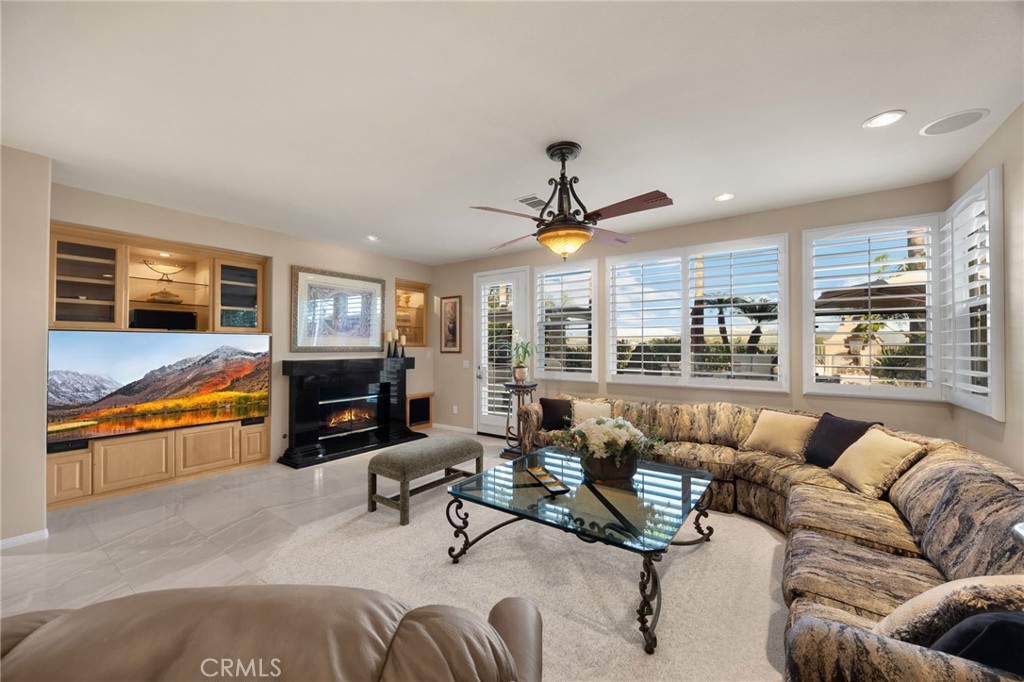 2474 Tuscany Way Fullerton, CA 92835 - Photo 10 of 30