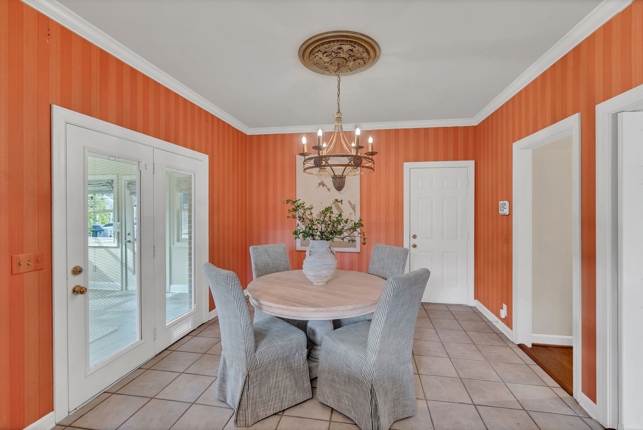 620 Estes Road Nashville, TN 37215 - Photo 13 of 40 a view of a dining room with furniture and chandelier
