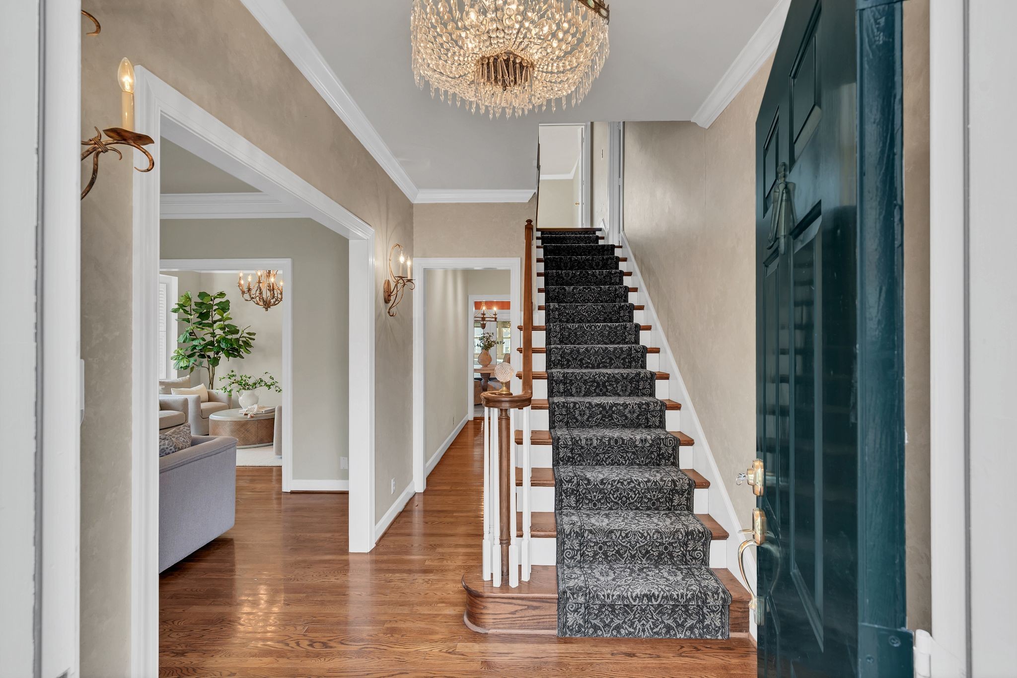 620 Estes Road Nashville, TN 37215 - Photo 4 of 40 a view of entryway and hall with wooden floor