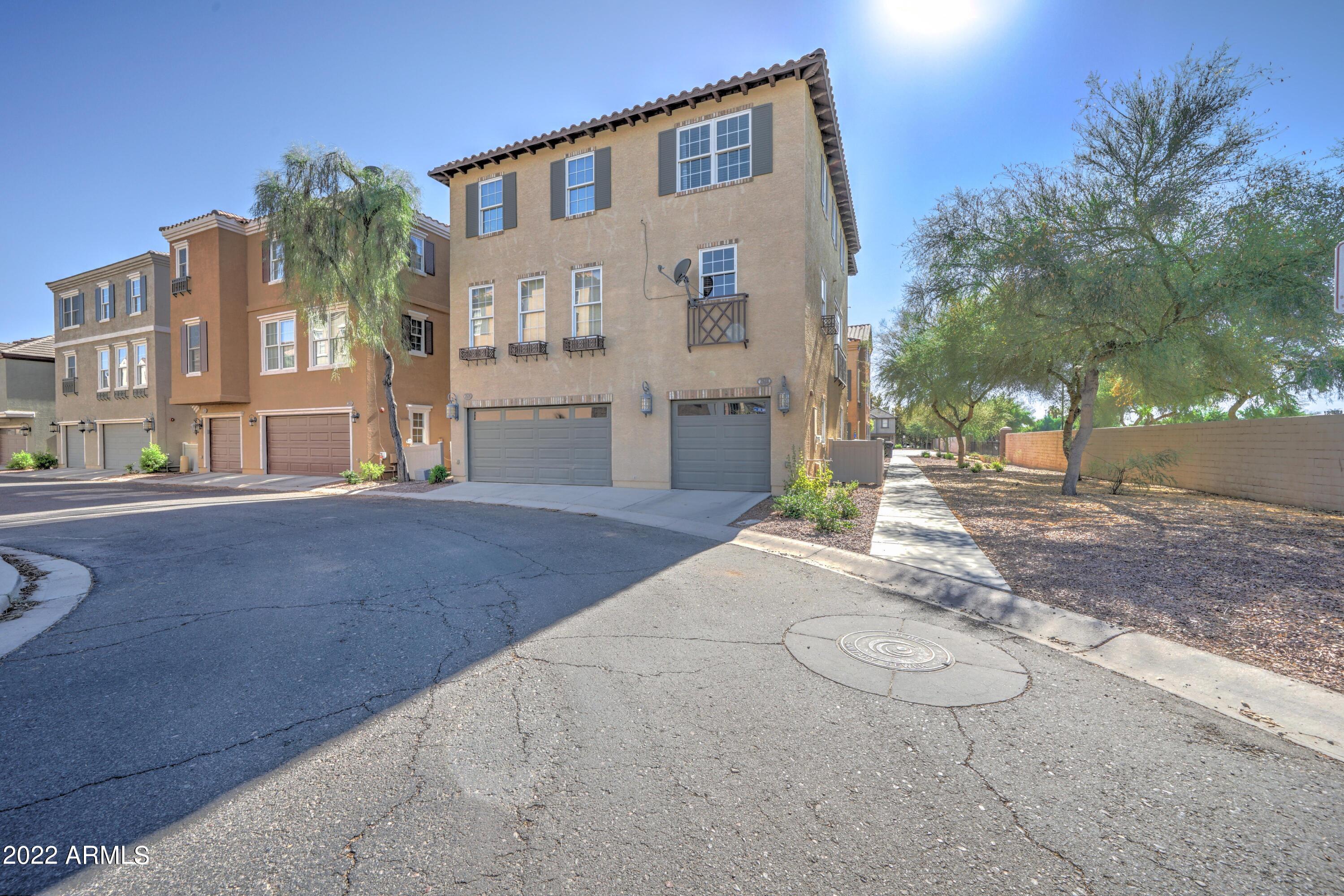 2618 South Key Biscayne Drive Gilbert, AZ 85295 - Photo 21 of 39 Back of Home