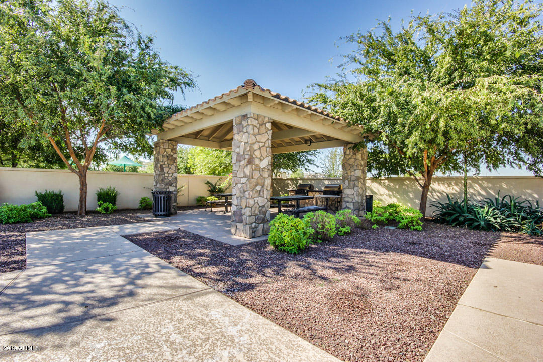 2618 South Key Biscayne Drive Gilbert, AZ 85295 - Photo 23 of 39 Community