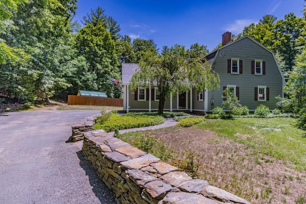 321 Russellville Road Westfield, MA 01085 - Photo 2 of 41