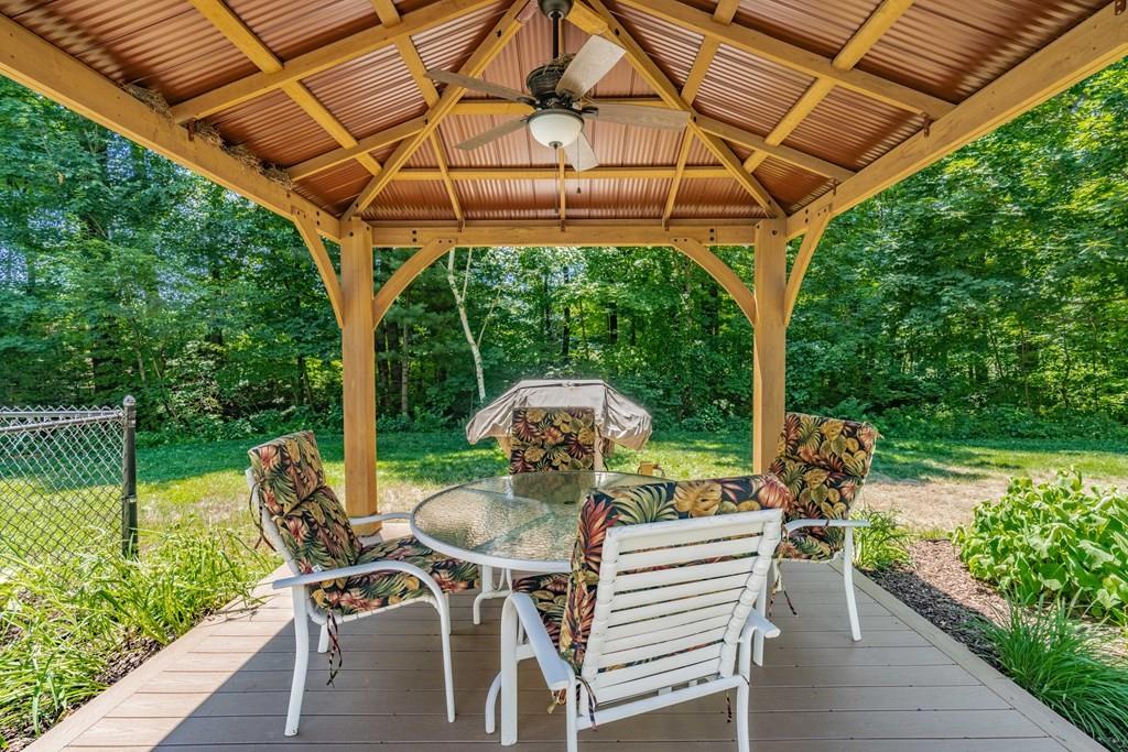321 Russellville Road Westfield, MA 01085 - Photo 38 of 41