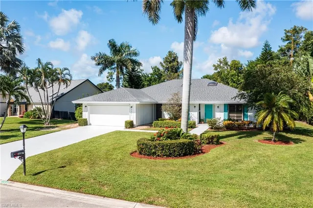 $649,000 | 2287 Queens Way, Naples, FL 34112