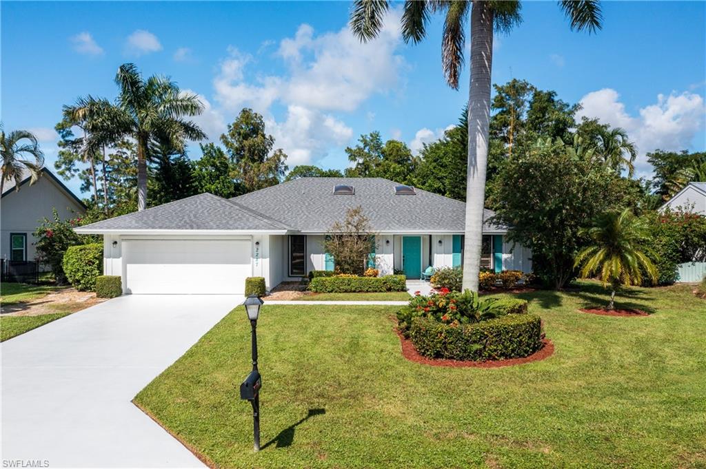 2287 Queens Way Naples, FL 34112 - Photo 4 of 21