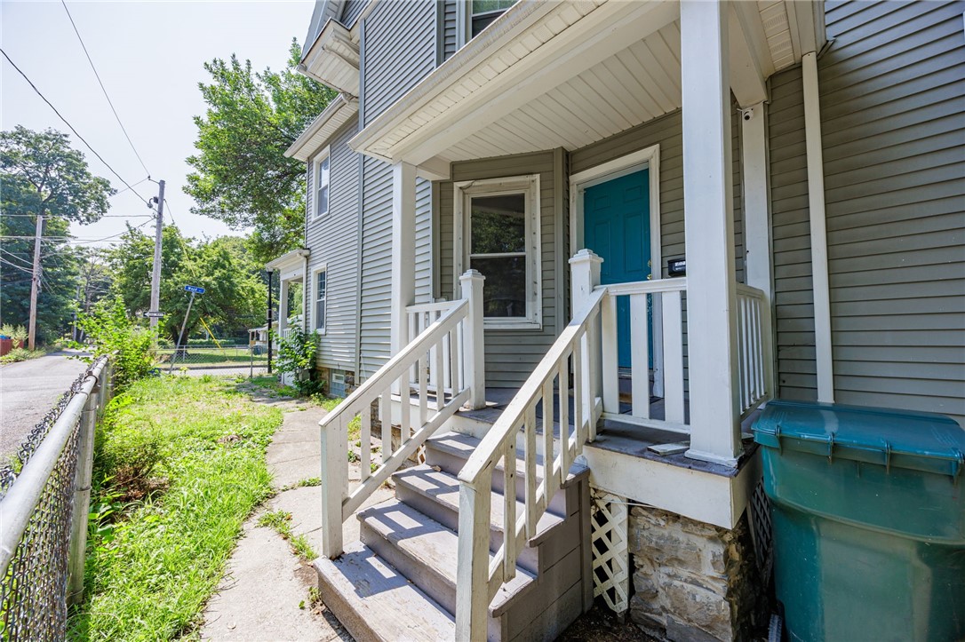 140 Weld Street Rochester, NY 14605 - Photo 2 of 39