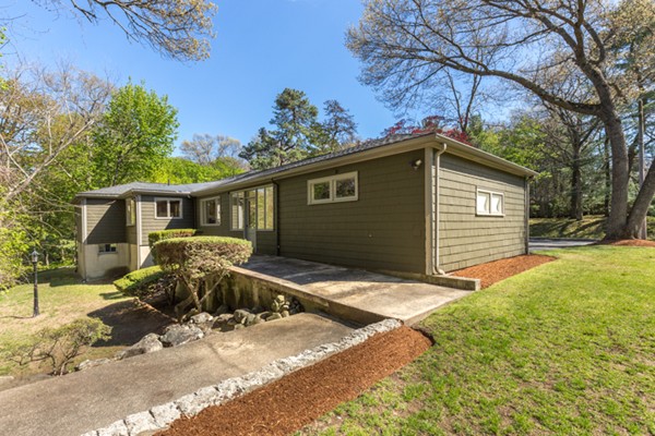 39 Vale View Road Wakefield, MA 01880 - Photo 30 of 30 Gallery Image 30