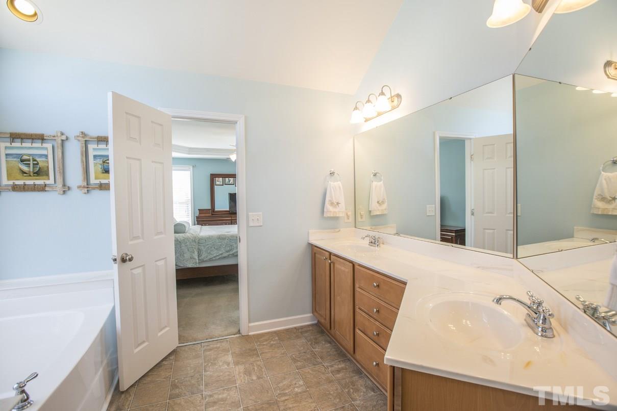 110 Sugarloaf Way Raleigh, NC 27603 - Photo 21 of 25 Gallery Image 21