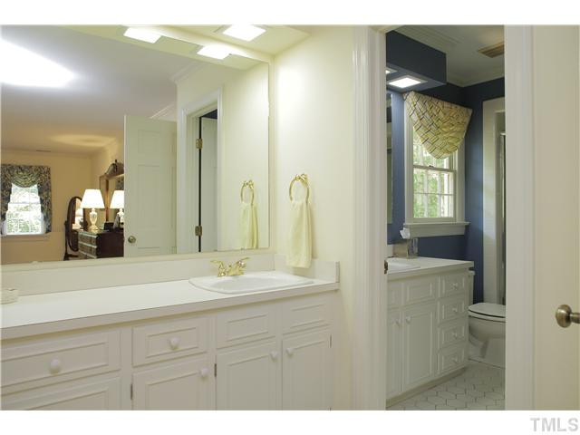 3512 Horseshoe Bend Raleigh, NC 27613 - Photo 18 of 25 Master Bath/Spa