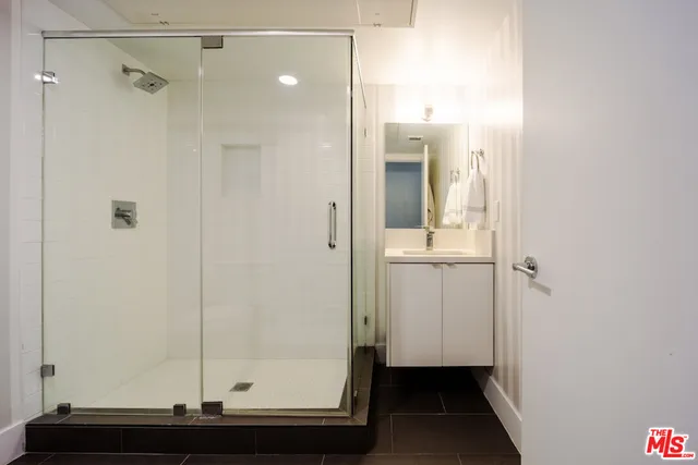 $940,000 | 2176 Clifford Street, Los Angeles, CA 90026