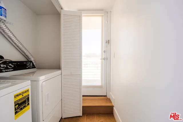 $940,000 | 2176 Clifford Street, Los Angeles, CA 90026