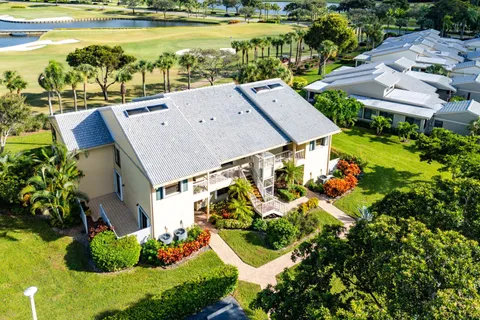 $264,900 | 5 Eastgate Drive, Unit A, Boynton Beach, FL 33436