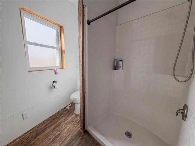 $525,000 | 1106 Southwest County Road, Holden, MO 64040