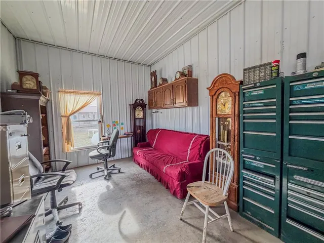 $525,000 | 1106 Southwest County Road, Holden, MO 64040