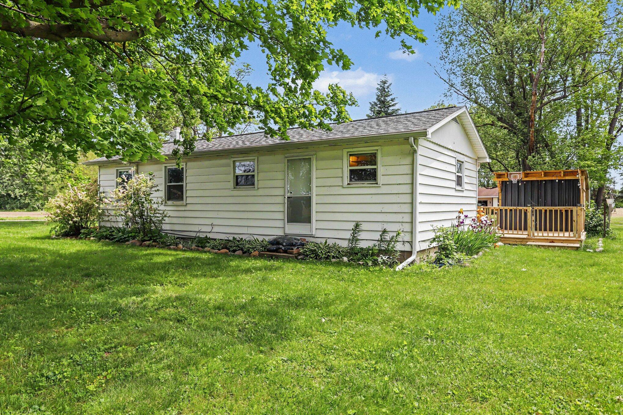 59446 Manor Road Colon, MI 49040 - Photo 28 of 29 025_file_9429