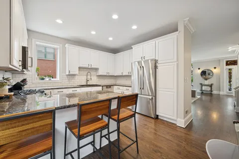 $999,000 | 2753 North Hermitage Avenue, Chicago, IL 60614