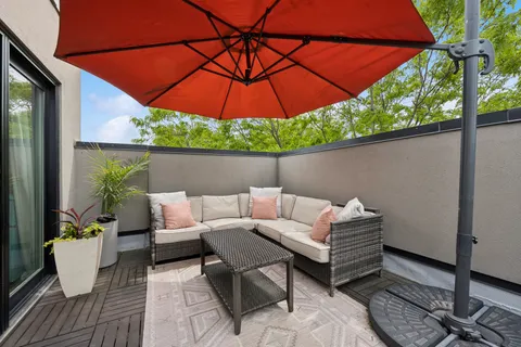 $999,000 | 2753 North Hermitage Avenue, Chicago, IL 60614