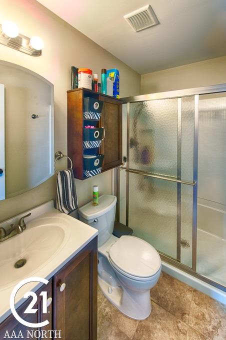 1388 Crescent Lane Rochester, MI 48306 - Photo 15 of 30
