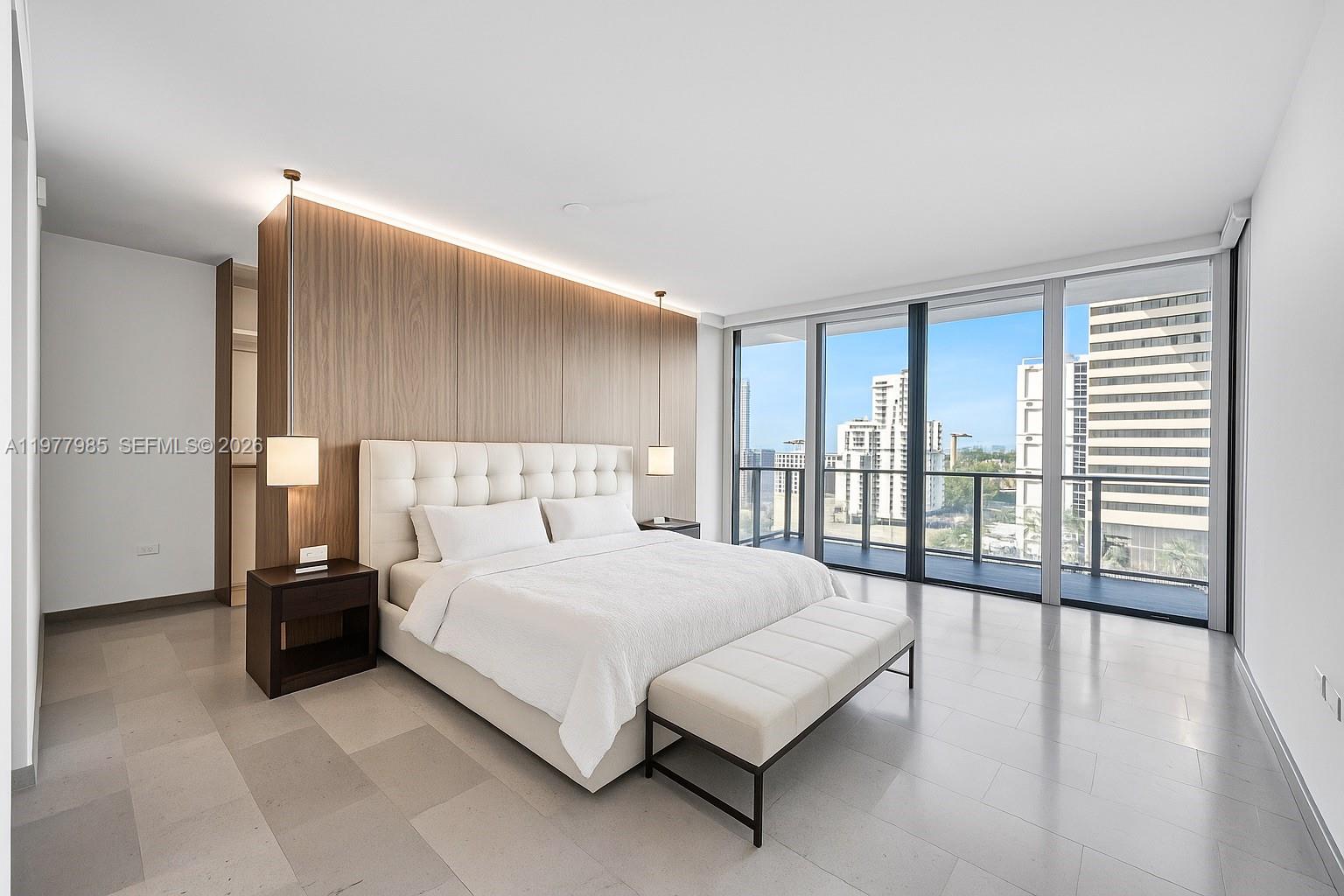 88 Southwest 7th Street, Unit 806 Miami, FL 33130 - Photo 30 of 57 ai staged