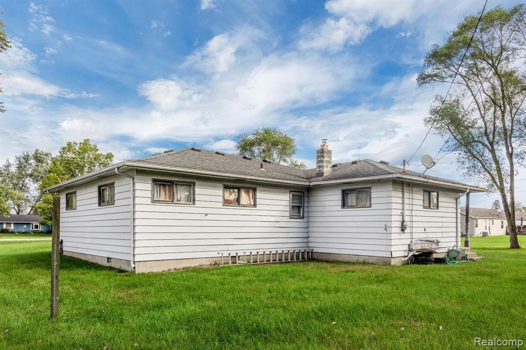 47427 Bemis Road Belleville, MI 48111 - Photo 15 of 18